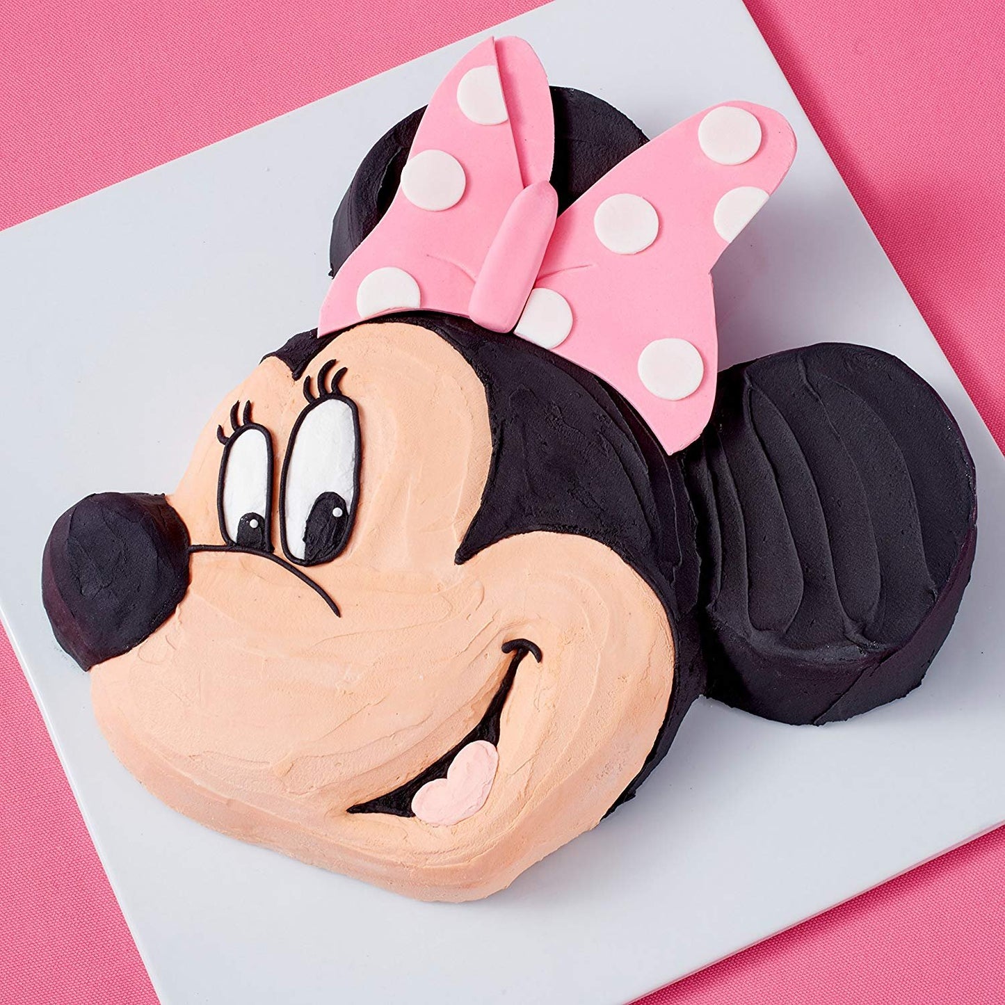 Molde para pasteles Wilton de aluminio con Mickey Mouse